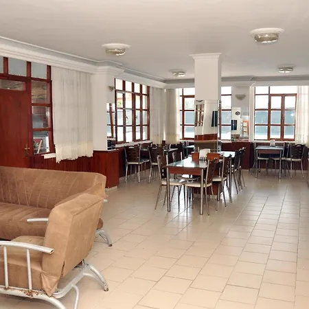 Cemre Hotel Antália